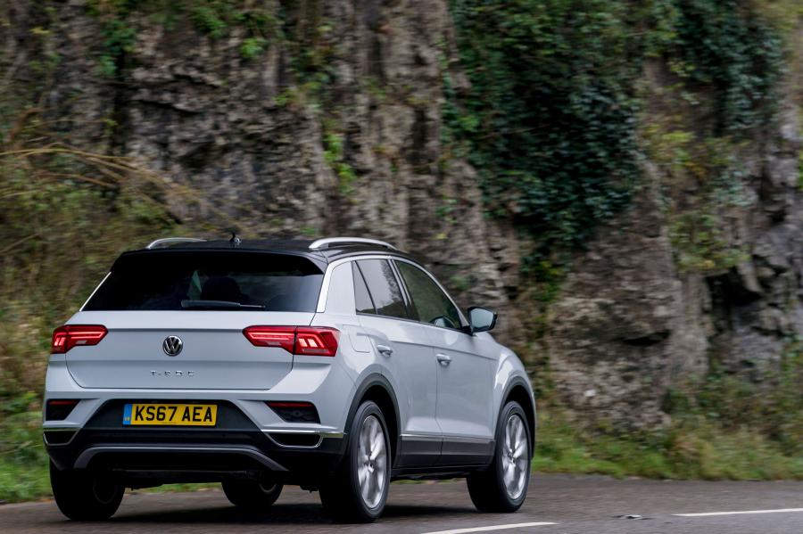  Volkswagen T-Roc 2017 года  (UK) (фото 21 из 40)